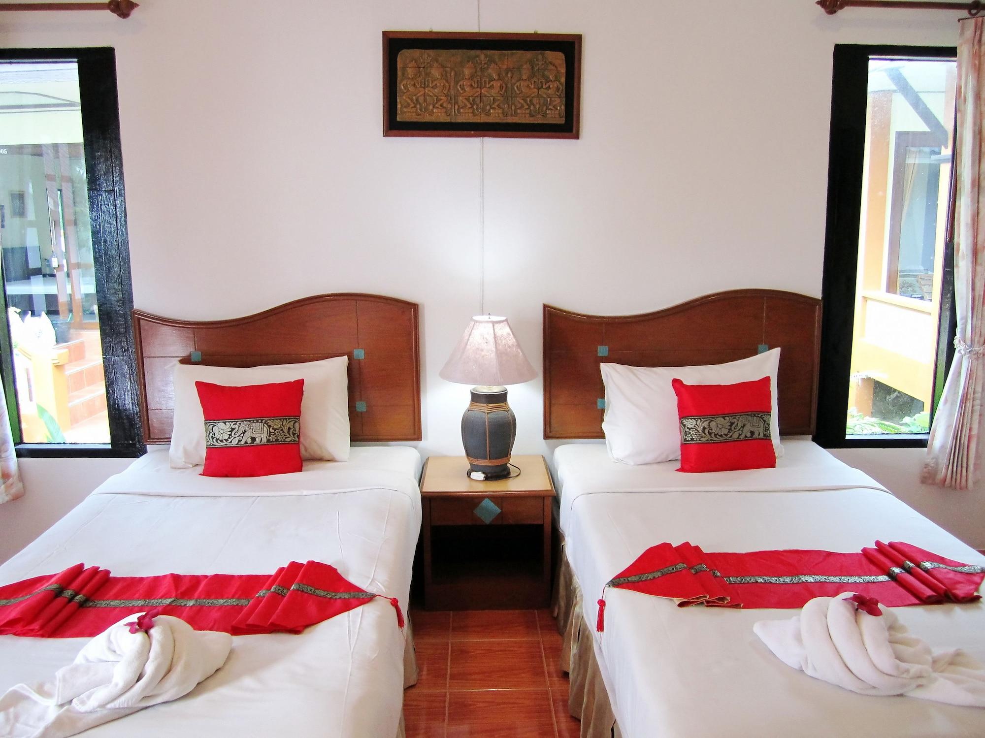 Lanta Il Mare Beach Resort Koh Lanta Exterior photo