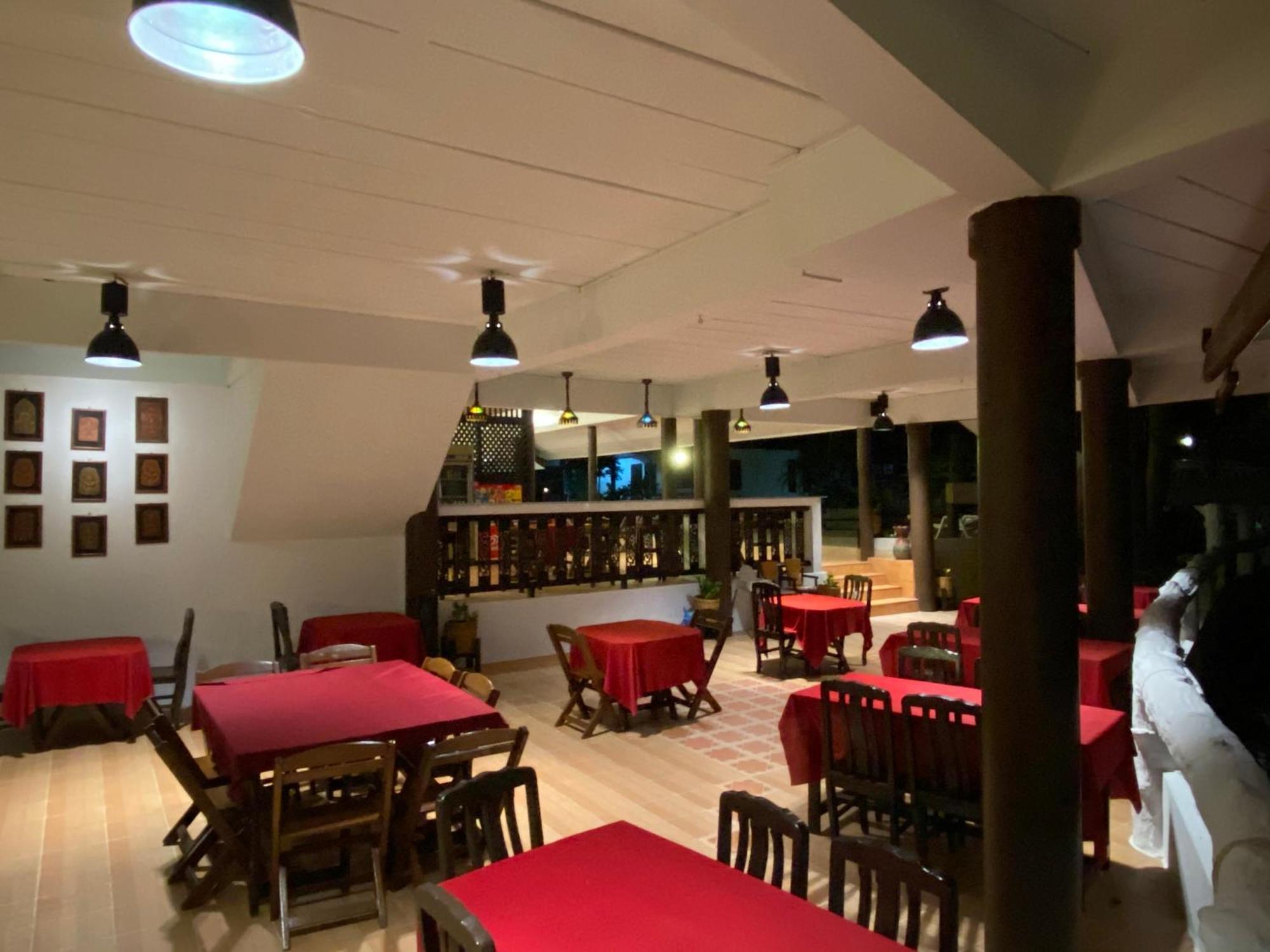 Lanta Il Mare Beach Resort Koh Lanta Exterior photo