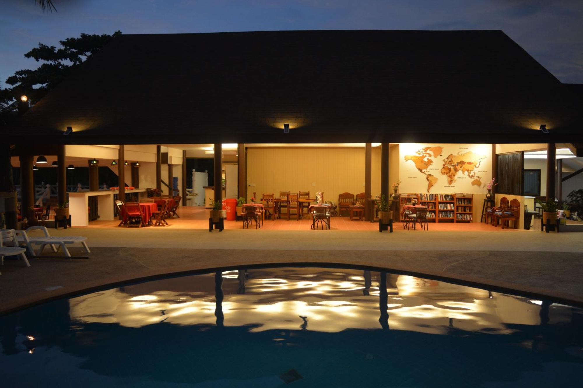 Lanta Il Mare Beach Resort Koh Lanta Exterior photo
